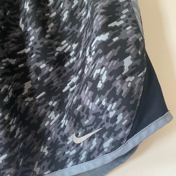 Nike Dri-Fit Running Shorts - Picture 7 of 10